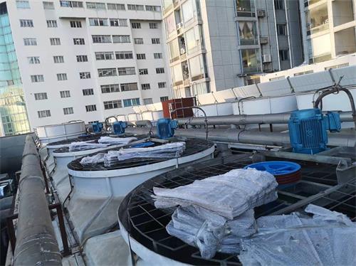 低速大風量<a href=http://m.qurijy.com/peijian/fan/ target=_blank class=infotextkey>冷卻塔風機</a>